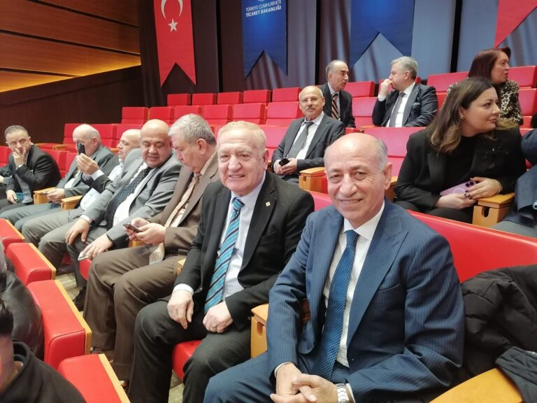 BAŞKAN OĞUS; Unutmayalım ki, her başarının ardında bir annenin duası ve emeği vardır.