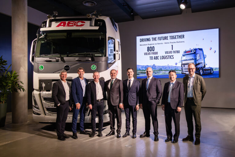 Volvo Trucks’tan, 801 Adetlik Yılın İlk Büyük Filo Teslimatı!