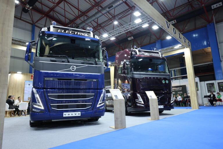 Volvo Trucks, CNR Lojistik ve Taşımacılık Fuarı’nda Enerji Verimliliğine Odaklandı