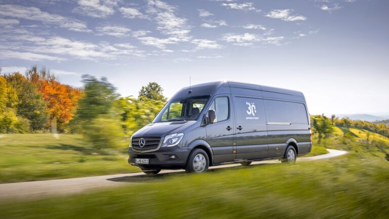 Mercedes-Benz Hafif Ticari Araçlar taşımacılığı yeniden yorumluyor